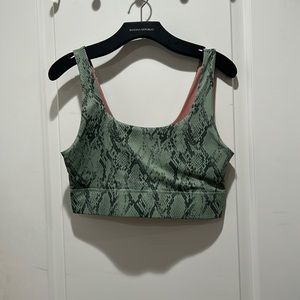 Fabletics / XL / Mint Green & Rose Pink sports bra